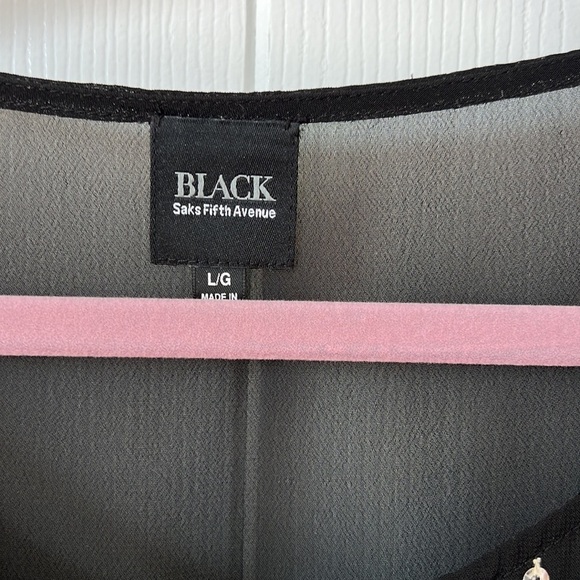 Sheer top with‎ sequin details - Picture 2 of 4